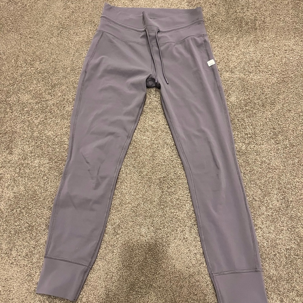 Vuori leggings. Size medium.